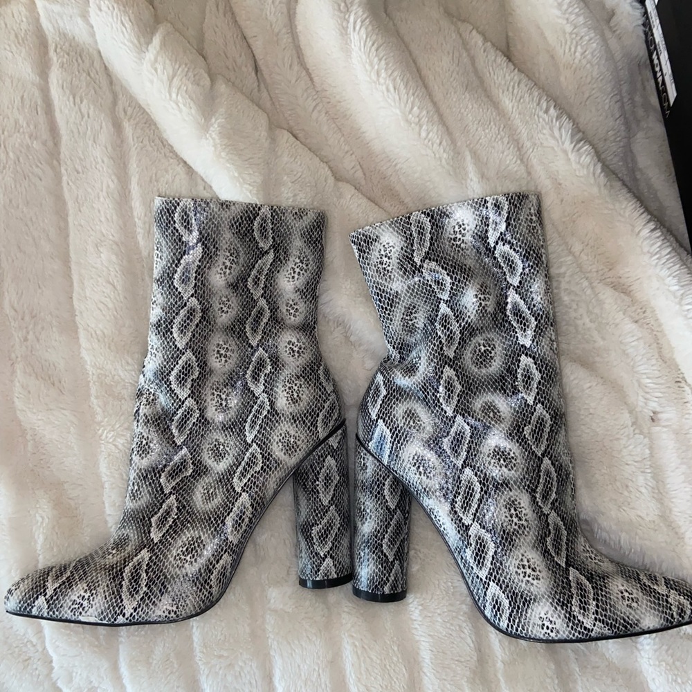 Fashion Nova Snake Print Booties